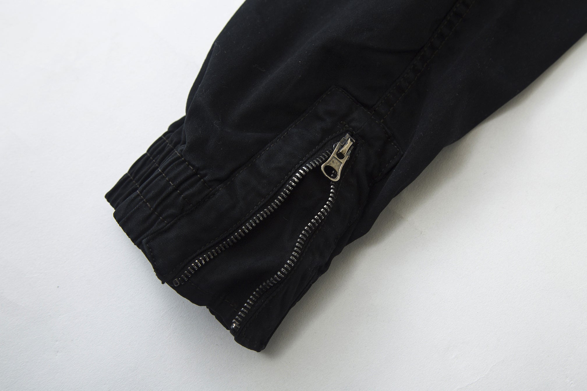 Load image into Gallery viewer, 71 Sleeve of Vogue Best Stone Faded Charcoal Cotton slim fit cargo pants