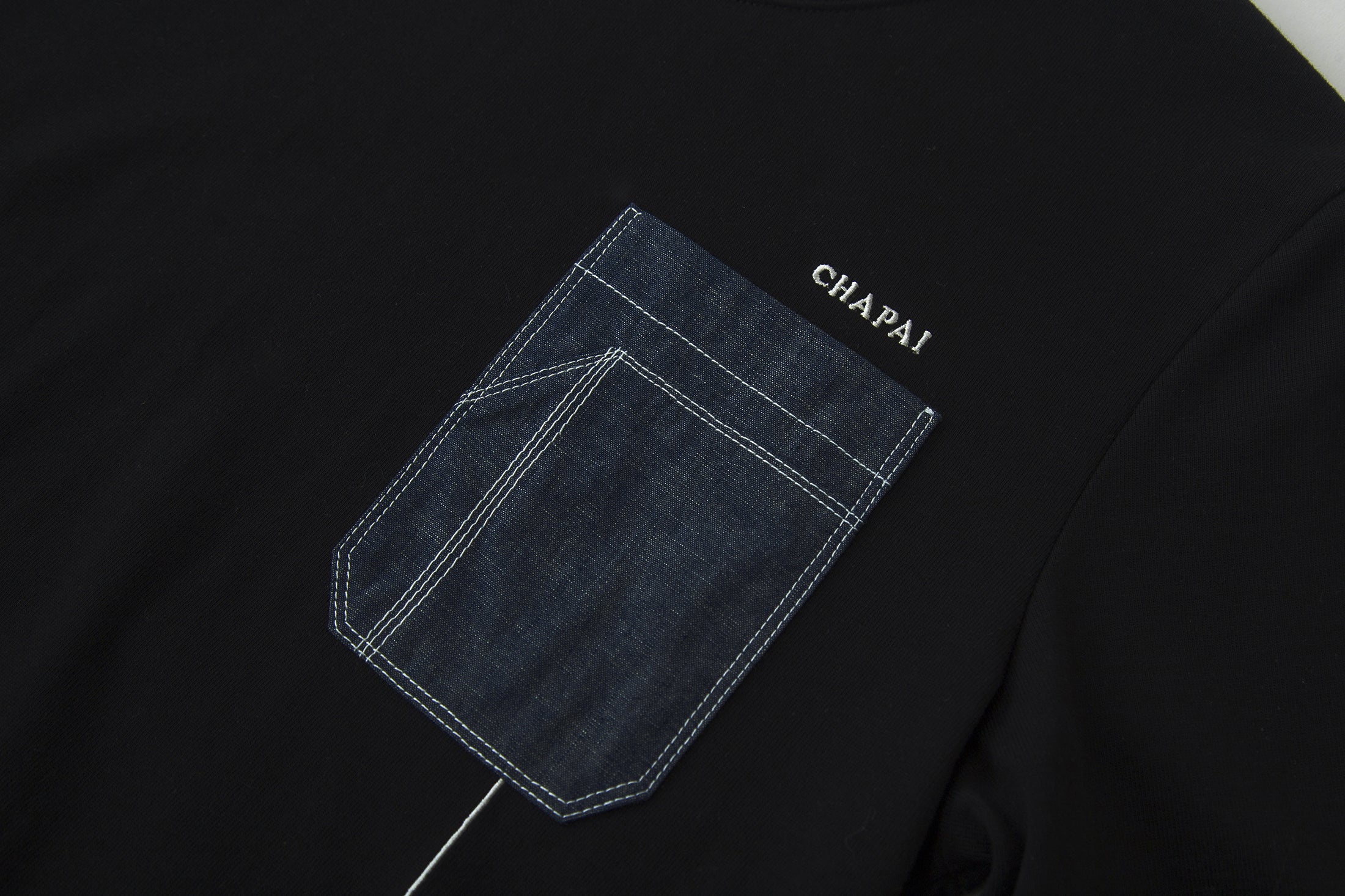 Load image into Gallery viewer, Demon/Chapai half sleeve sweatshirt - Black