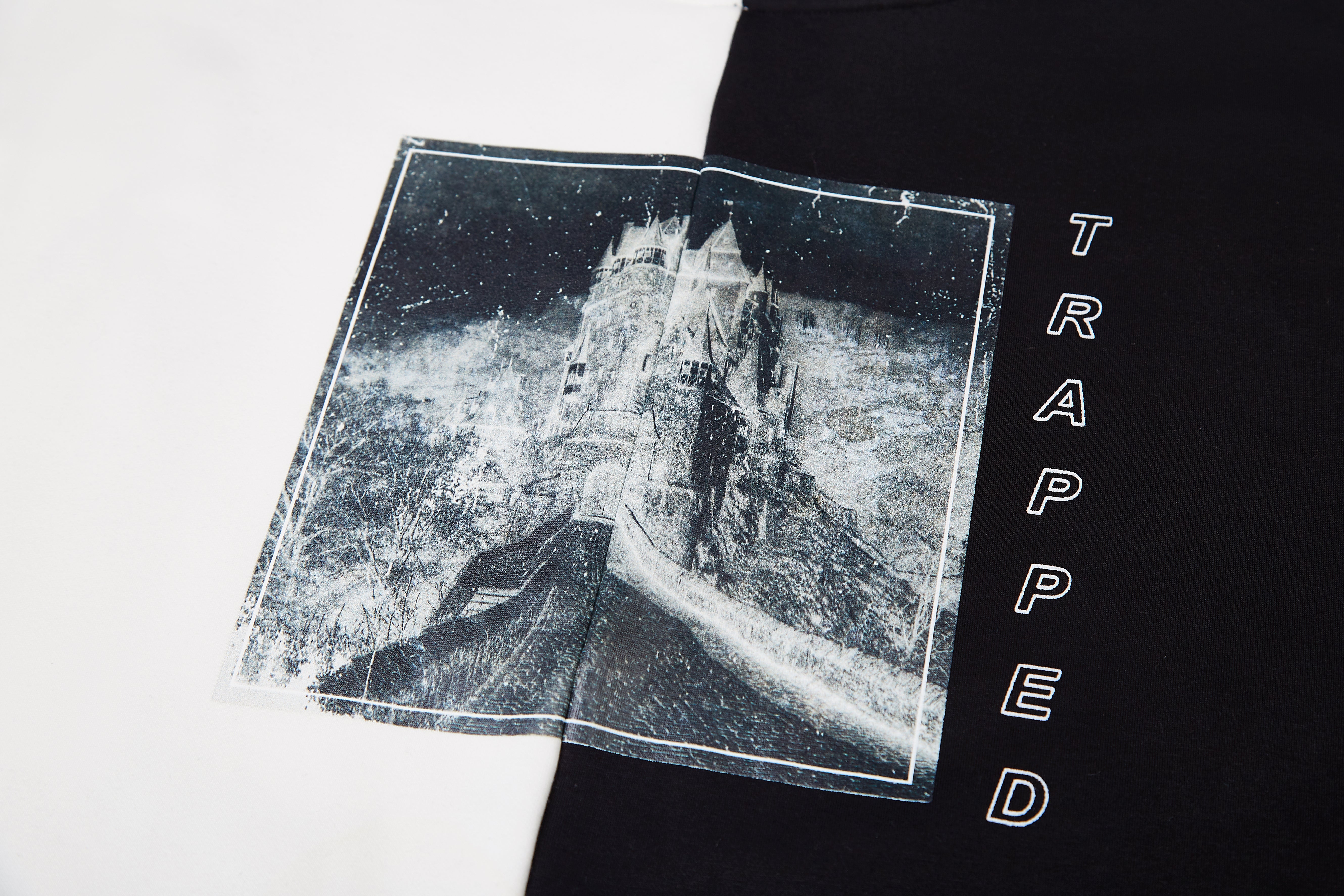 Load image into Gallery viewer, LFD Trapped Sweater - Black - White
