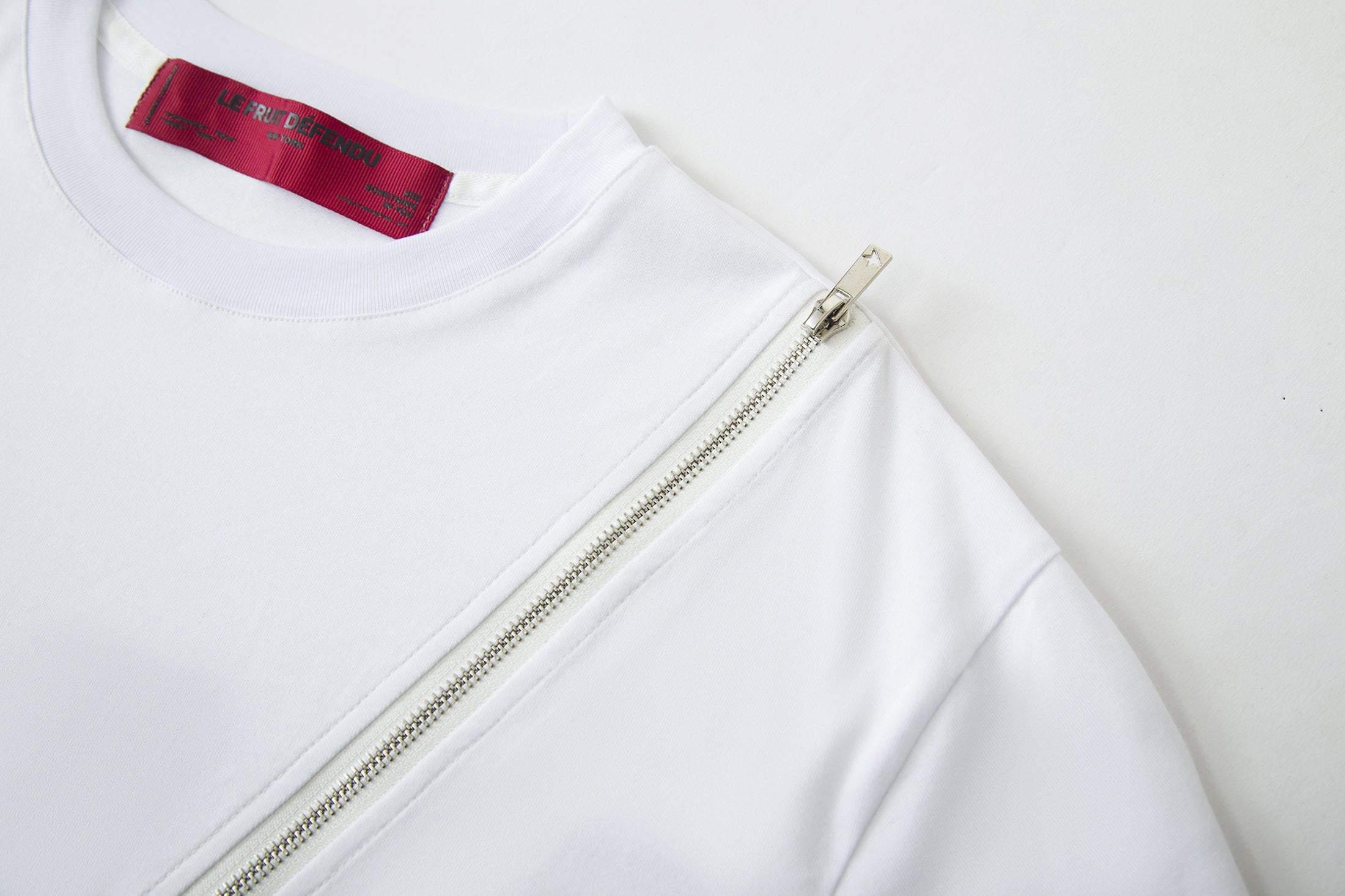 Load image into Gallery viewer, White Front Zip T-shirt